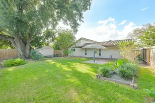 6103 Gallant Forest Dr, Houston, TX 77088 - Photo 41