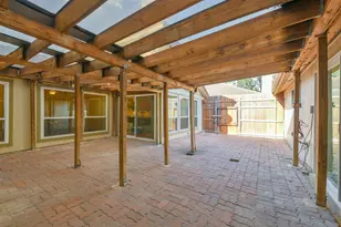 6103 Gallant Forest Dr, Houston, TX 77088 - Photo 33