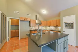 6103 Gallant Forest Dr, Houston, TX 77088 - Photo 25