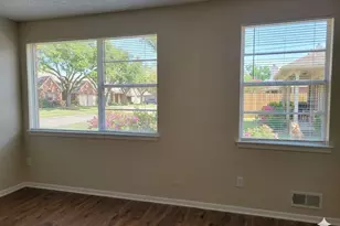 4231 Young St, Pasadena, TX 77504 - Photo 9