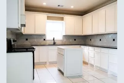 14910 Indian Hill Trail, Willis, TX 77378 - Photo 11