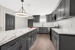 7614 Dixie Dr, Houston, TX 77087 - Photo 3