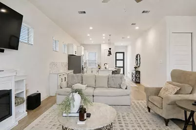 4215 Weathered Oak Drive, Houston, TX 77080 - Photo 7