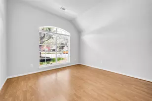 4109 Oak Point Dr, Pearland, TX 77581 - Photo 9