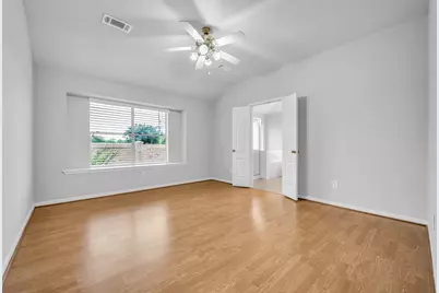 4109 Oak Point Drive, Pearland, TX 77581 - Photo 5