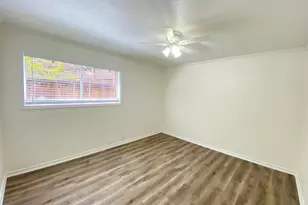 2101 Fountain View Dr, Houston, TX 77057 - Photo 21