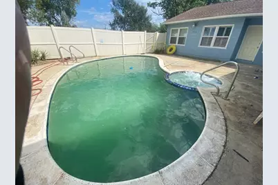 1739 W 7th Street, Freeport, TX 77541 - Photo 7