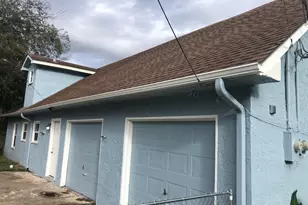 1739 W 7th St, Freeport, TX 77541 - Photo 3