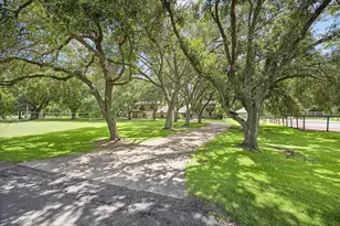 2020 Pecan Lake Dr, Richmond, TX 77406 - Photo 35