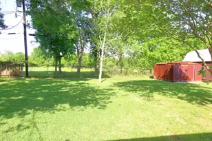 508 Julie Ln, Highlands, TX 77562 - Photo 13