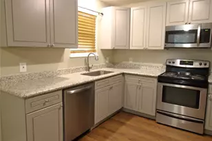 508 Julie Ln, Highlands, TX 77562 - Photo 3