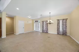 319 Mariachi St, Crosby, TX 77532 - Photo 13