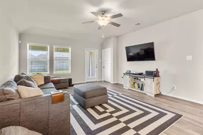 10835 Cliffs View Drive, Rosharon, TX 77583 - Photo 1