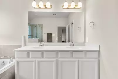 10835 Cliffs View Drive, Rosharon, TX 77583 - Photo 5