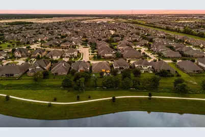 6202 Meadow Bluff Court, Richmond, TX 77407 - Photo 25