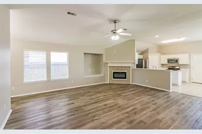 4815 Chase More Drive, Bacliff, TX 77518 - Photo 5