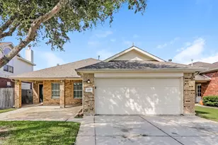 4815 Chase More Dr, Bacliff, TX 77518 - Photo 1