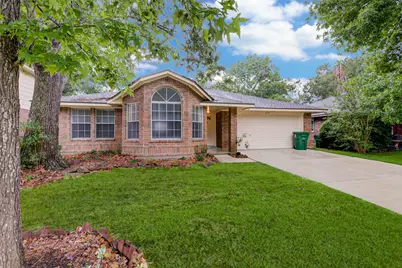 2422 Pine Cone Drive, Houston, TX 77339 - Photo 5