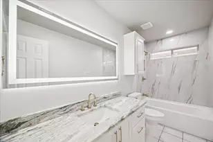 12810 Pelican Island Dr, Willis, TX 77318 - Photo 21