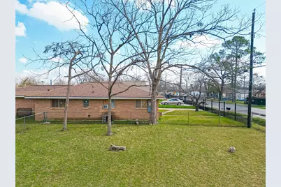 7902 Pointer Street, Houston, TX 77016 - Photo 3