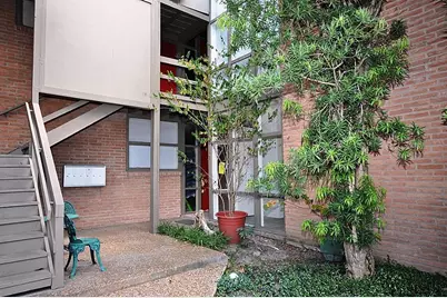 5214 Memorial Drive, Houston, TX 77007 - Photo 3