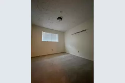 2010 Windy Meadow Drive, Sugar Land, TX 77478 - Photo 15