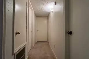 2010 Windy Meadow Dr, Sugar Land, TX 77478 - Photo 7