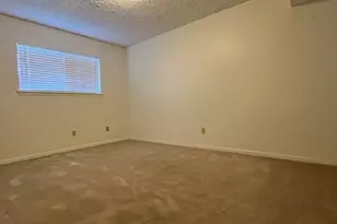 2010 Windy Meadow Dr, Sugar Land, TX 77478 - Photo 13