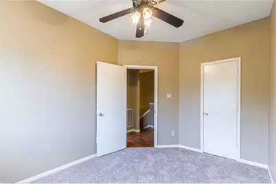 988 Birnham Woods Boulevard, Pasadena, TX 77503 - Photo 9