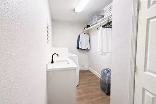 3219 Carmel St, Houston, TX 77091 - Photo 7