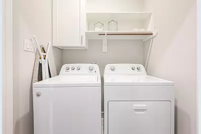 2051 Sherwood Forest Street, Houston, TX 77043 - Photo 15