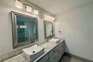 5638 Grape St, Houston, TX 77096 - Photo 21