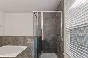 7115 Pavilion Dr, Houston, TX 77083 - Photo 19