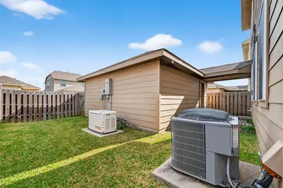 7115 Pavilion Drive, Houston, TX 77083 - Photo 27