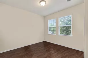 7115 Pavilion Dr, Houston, TX 77083 - Photo 25