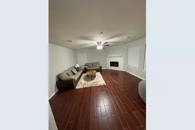 17158 Summer Hollow Drive, Sugar Land, TX 77498 - Photo 5