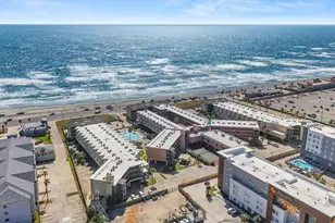 6300 Seawall Blvd, Galveston, TX 77551 - Photo 23