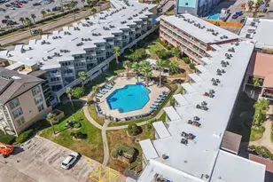 6300 Seawall Blvd, Galveston, TX 77551 - Photo 25