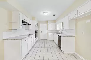 3806 Montego Dr, Baytown, TX 77521 - Photo 13