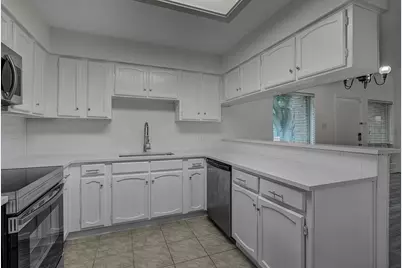 13975 Hollowgreen Drive #1, Houston, TX 77082 - Photo 9
