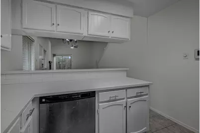 13975 Hollowgreen Drive #1, Houston, TX 77082 - Photo 11