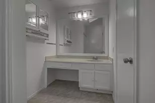 13975 Hollowgreen Dr, Houston, TX 77082 - Photo 15