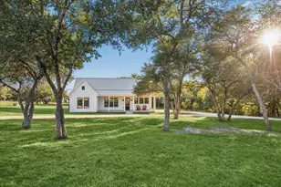 124 REBEKAHS Xing, Round Top, TX 78954 - Photo 3