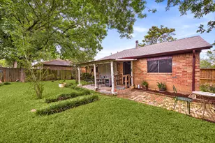 9534 Fuqua St, Houston, TX 77075 - Photo 33
