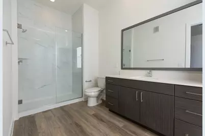 1690 North Loop #452, Houston, TX 77009 - Photo 11