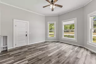 522 E Morris St, Madisonville, TX 77864 - Photo 21