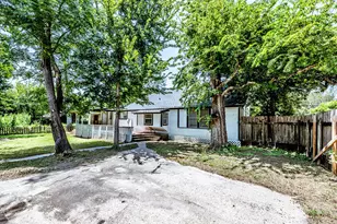 522 E Morris St, Madisonville, TX 77864 - Photo 27