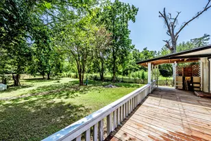 522 E Morris St, Madisonville, TX 77864 - Photo 29