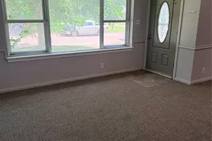 305 Wisteria St, Lake Jackson, TX 77566 - Photo 3