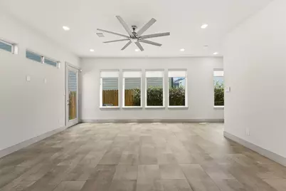 7905 Rock Rose Street, Houston, TX 77051 - Photo 11